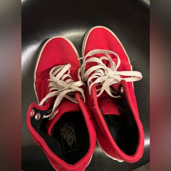Vans Off the Wall Sneakers Men\'s Size 7 Red High Top Skateboard